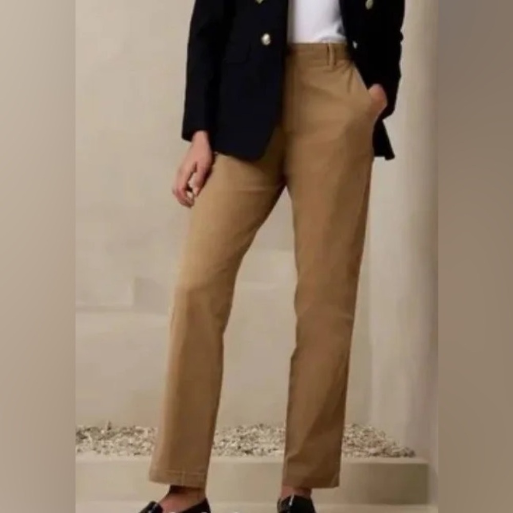 NWT Banana Republic High Rise Authentic Chino